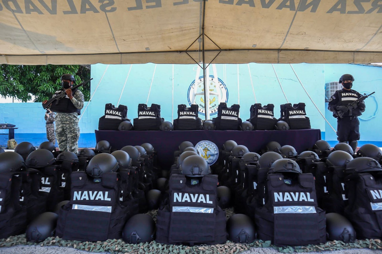 Fuerza Naval recibe equipo de última tecnología para garantizar seguridad en las costas salvadoreñas fuerza-naval-recibe-equipo-de-ultima-tecnologia-para-garantizar-seguridad-en-las-costas-salvadorenas